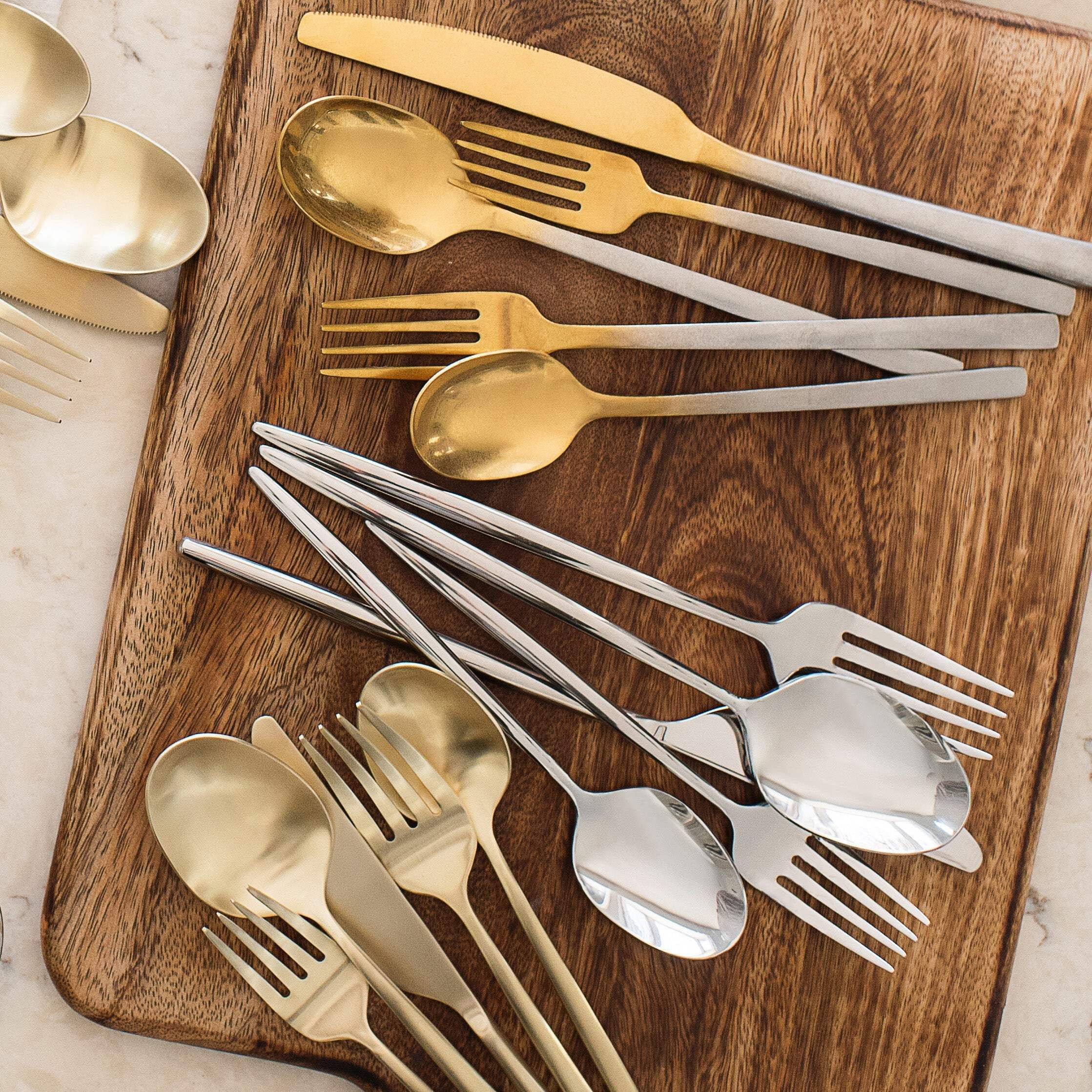Cambridge Beacon Rumble Gold Ombre 20-Piece Flatware Set