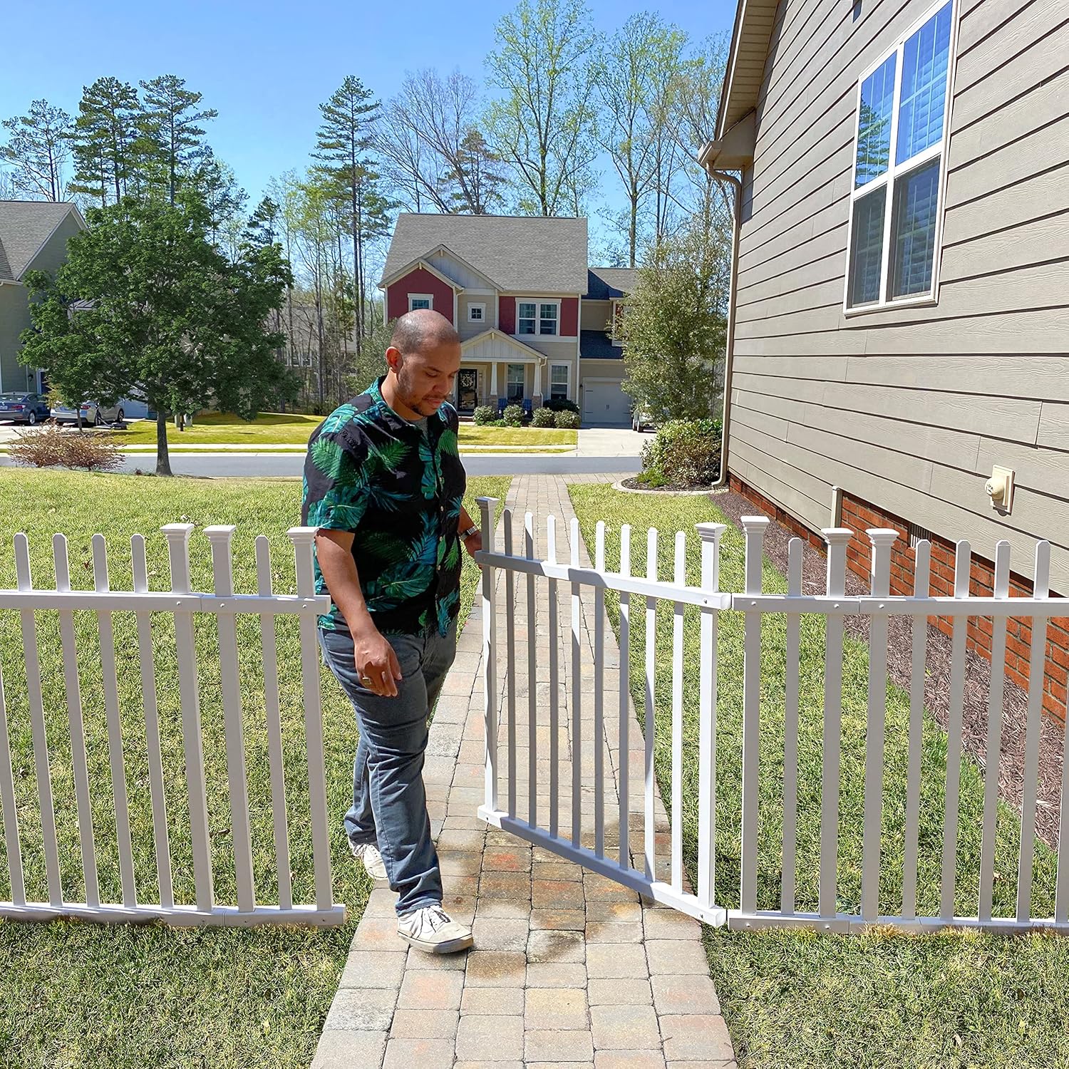 Zippity Burbank Vinyl Picket Fence 44