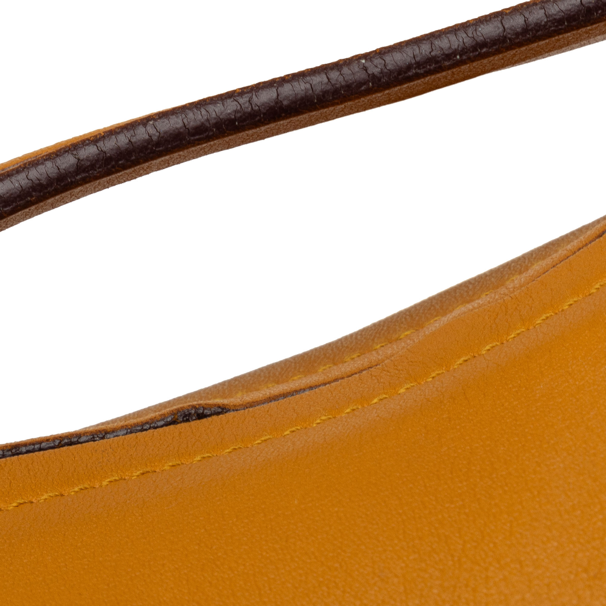 Pre-Owned Authenticated Loewe Handbag Calf Leather Yellow Top HandleBag Unisex (Good)