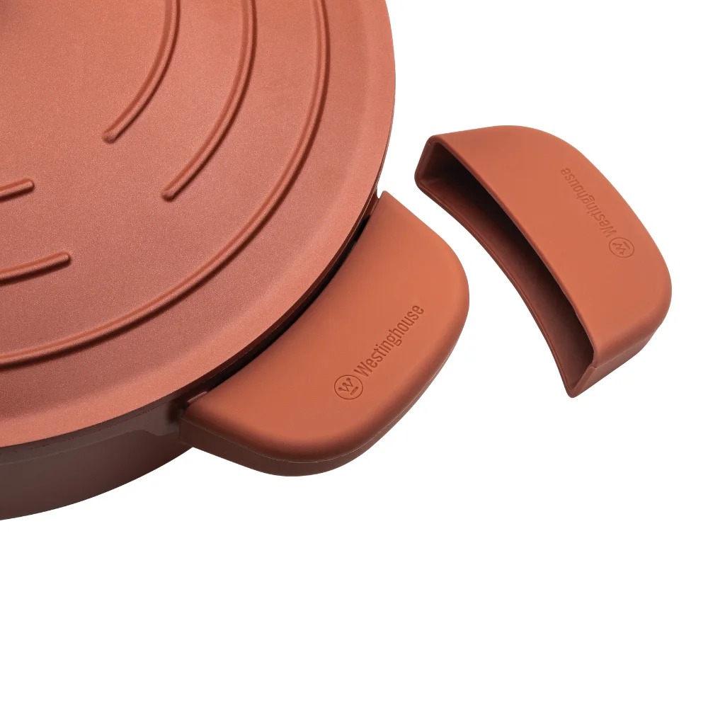 Westinghouse 24cm Casserole with Lid Red