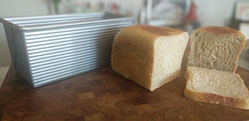 USA Pan Bakeware Pullman Loaf Pan with Cover, 13 x 4 inch, Nonstick & Quick Release Coating, Made in the USA from Aluminized Steel