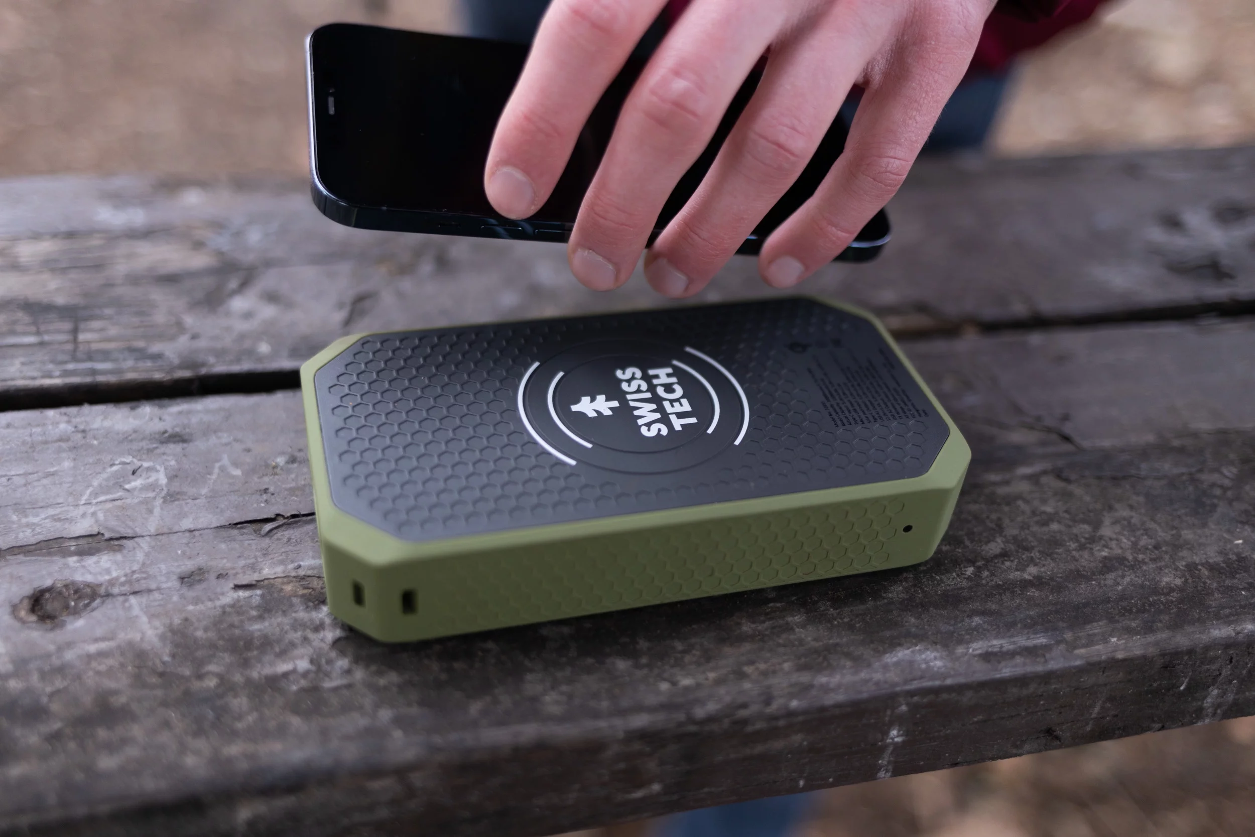Swiss Tech 20000 mAh Wireless Power Bank with Flashlight and Charging Pad, IP54 Weatherproof