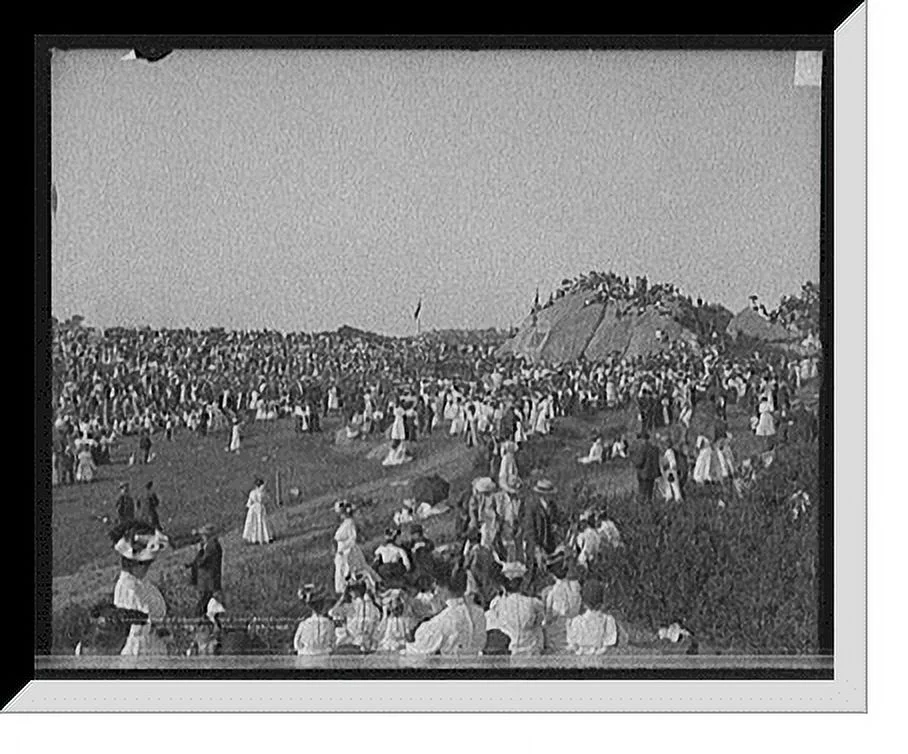 Historic Framed Print, Unveiling tablet commemorating first settelment [sic] of Mass. Bay Colony, Stage Fort Park, Gloucester, Mass., 17-7/8