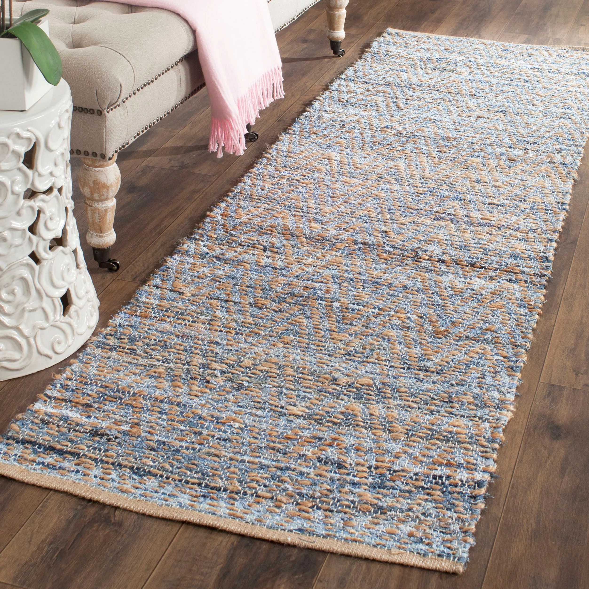 SAFAVIEH Cape Cod Leo Braided Striped Jute Area Rug, 2'3