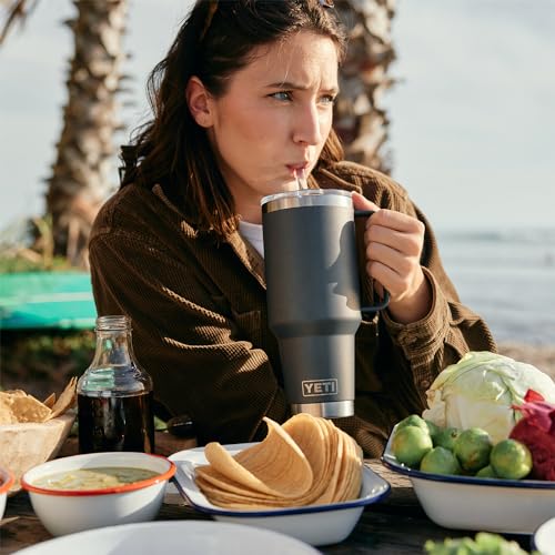 YETI Rambler 35 oz Tumbler with Handle and Straw Lid, Travel Mug Water Tumbler, Vacuum Insulated Cup with Handle, Stainless Steel