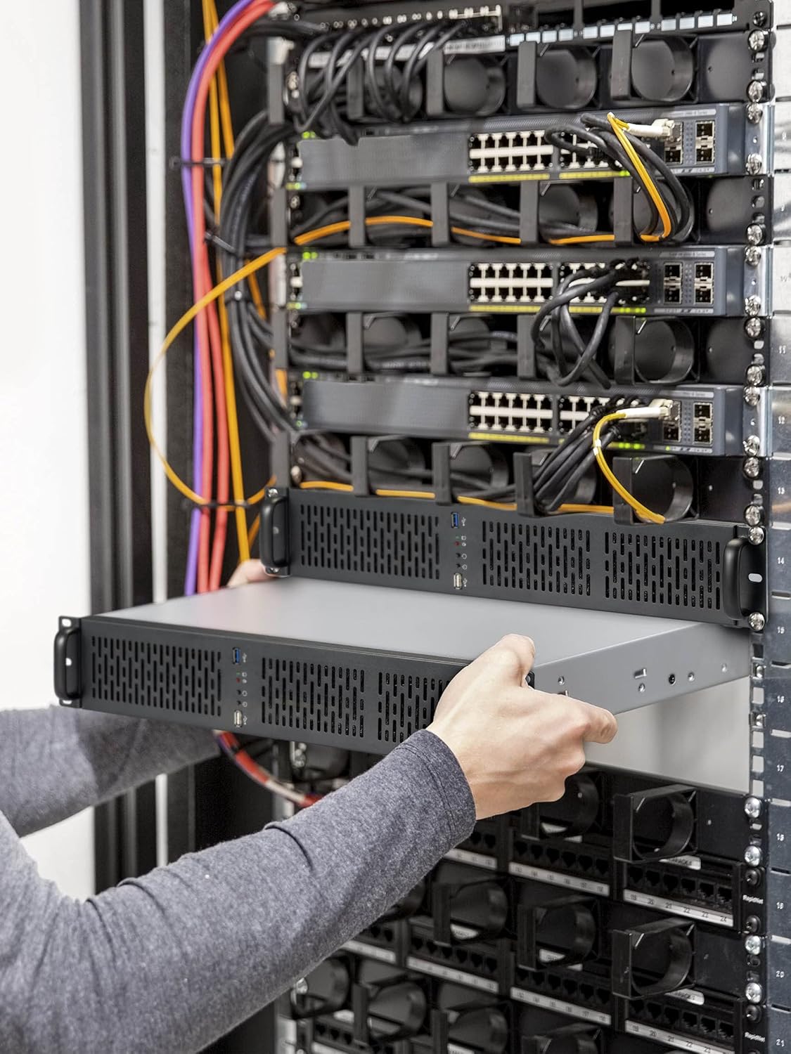 Rosewill 4U Server Chassis 11 Bay Server Case 8X 3.5 + 3X 5.25 HDD, E-ATX, Rackmount Server Case, Include Front 5X 120mm Fans Rear 2X 80mm Fans Metal Rack Mount Computer Case 25 Deep, RSV-L4000U