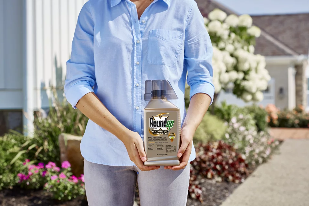 Roundup Concentrate Extended Control Weed & Grass Killer Plus Weed Preventer II 32oz.