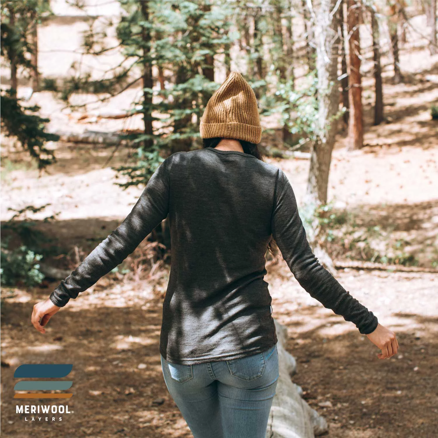 MERIWOOL Women's Merino Wool Midweight Baselayer Crew - Black - XS