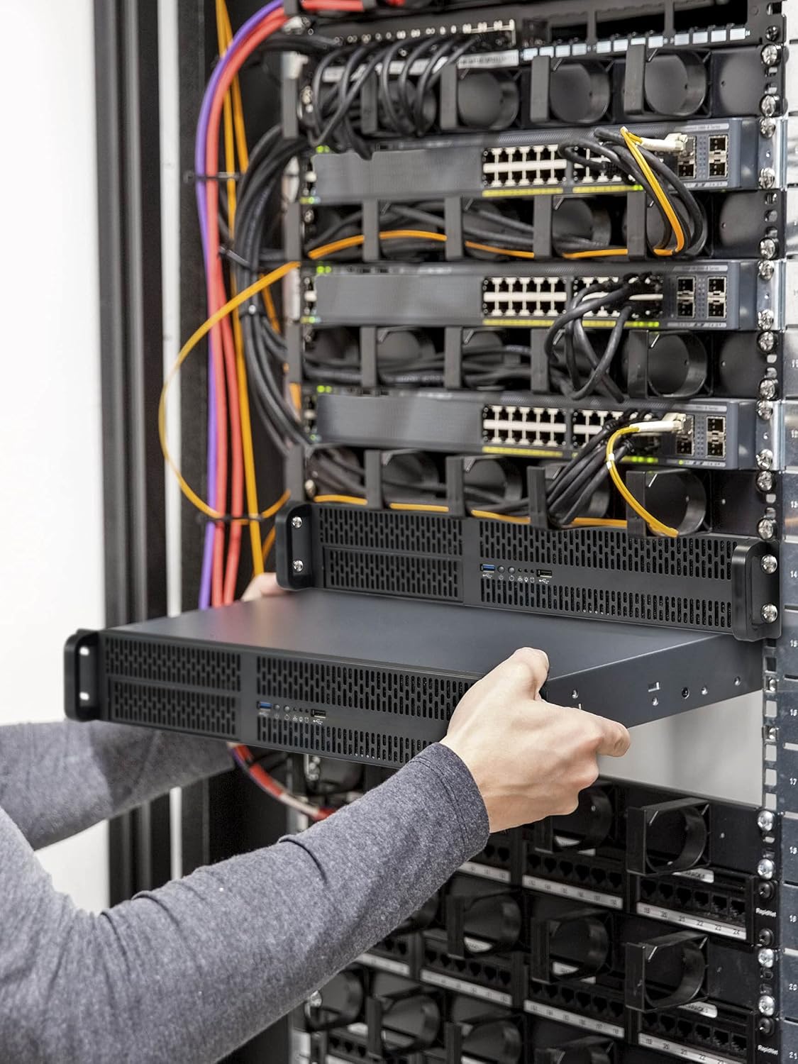 Rosewill 4U Server Chassis 11 Bay Server Case 8X 3.5 + 3X 5.25 HDD, E-ATX, Rackmount Server Case, Include Front 5X 120mm Fans Rear 2X 80mm Fans Metal Rack Mount Computer Case 25 Deep, RSV-L4000U