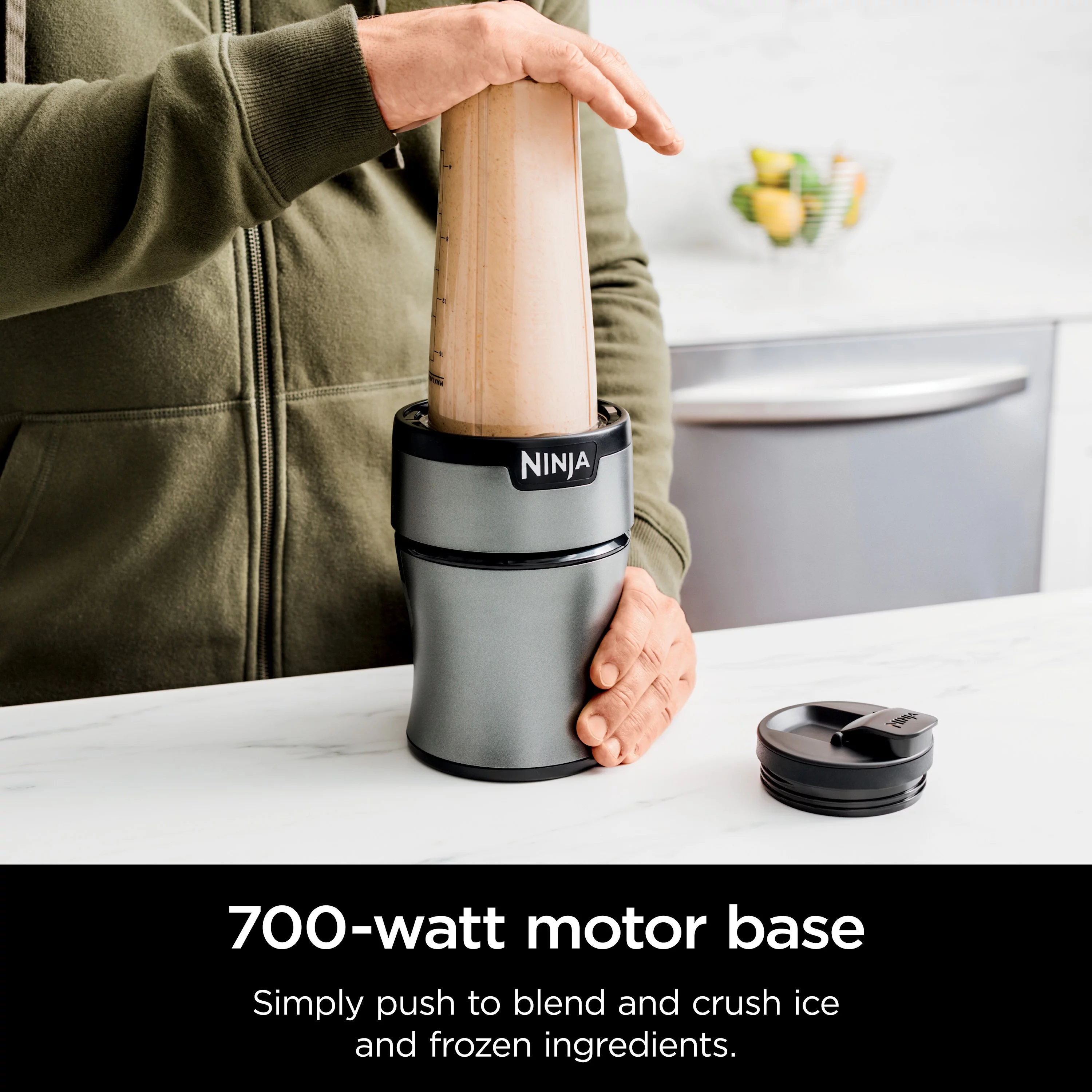Ninja Nutri-Blender BN300 700-Watt Personal Blender, 2-20 oz Dishwasher-Safe to-Go Cups