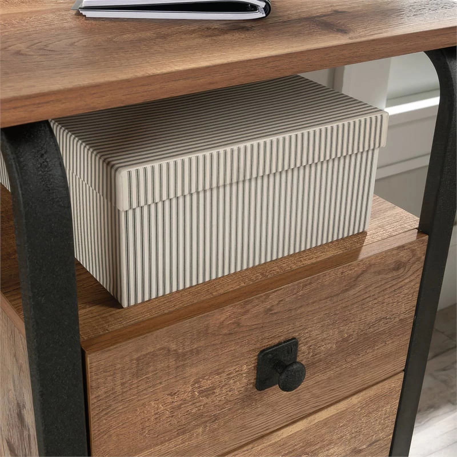 UrbanPro Modern Engineered Wood and Metal Desk in Etched Oak