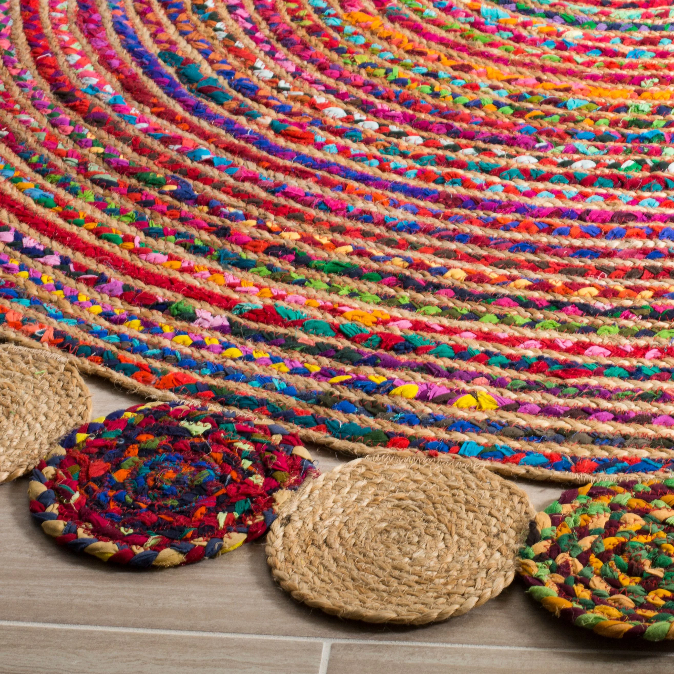 SAFAVIEH Cape Cod CAP201A Handwoven Red / Multi Rug