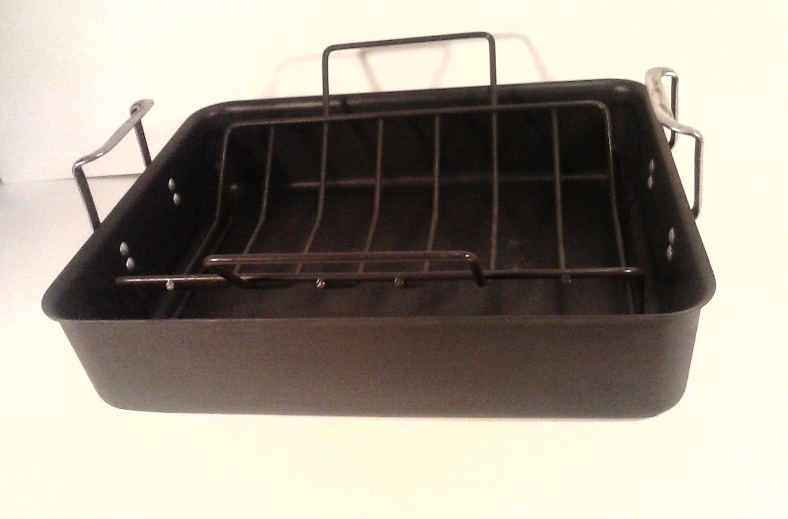 Calphalon Classic Nonstick Roaster with Rack