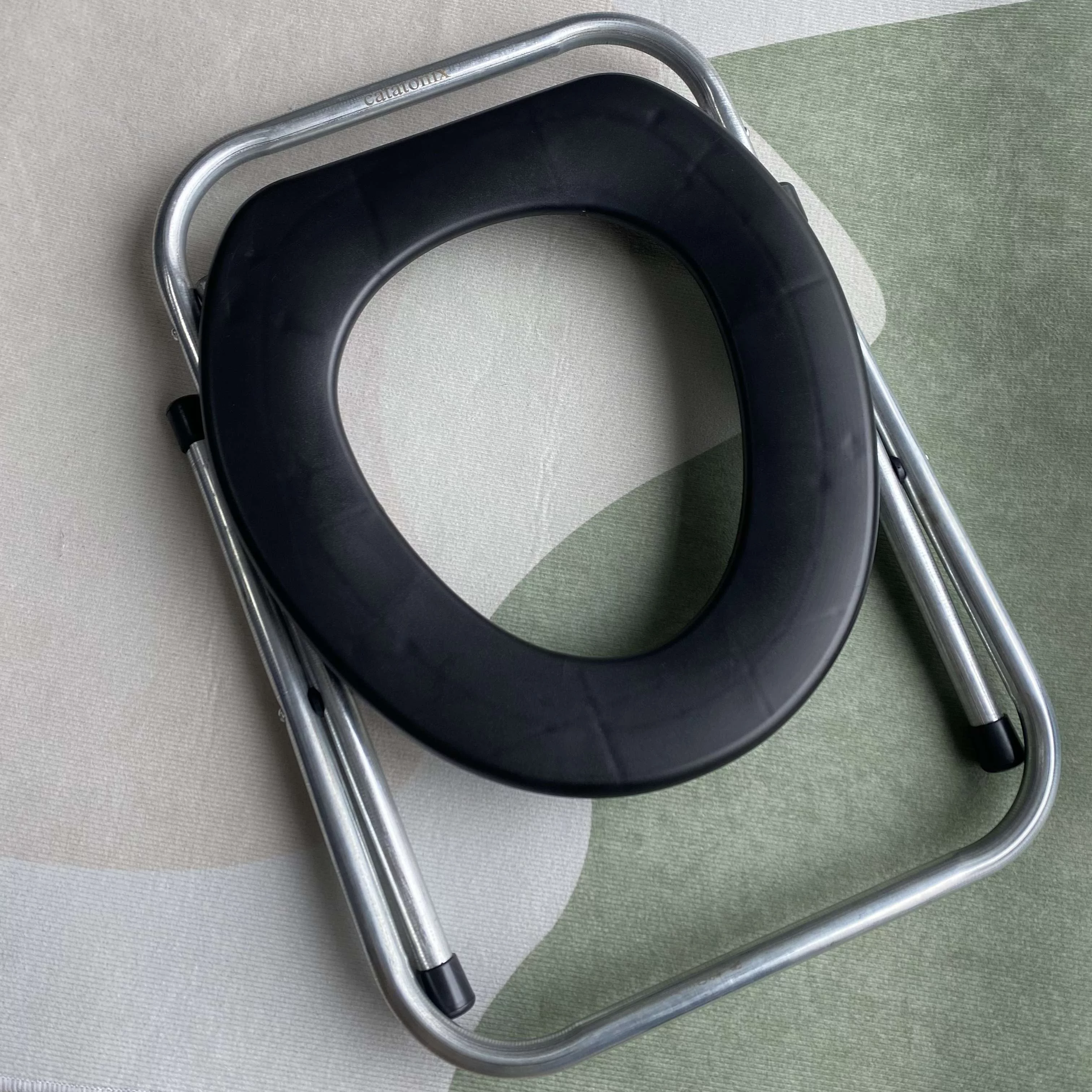 catatonix Commode chairs,Folding Chair Portable Toilet Seat, 198 Pounds Capacity