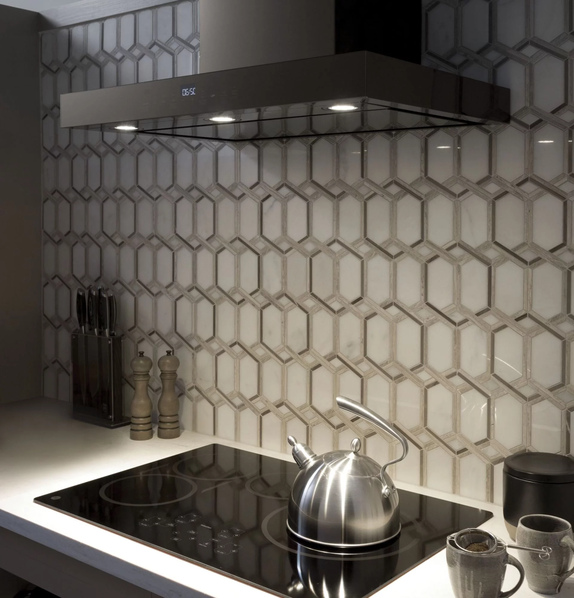 GE Appliances UVW9301BLTS GEUVW9301BLTS Black Stainless Steel