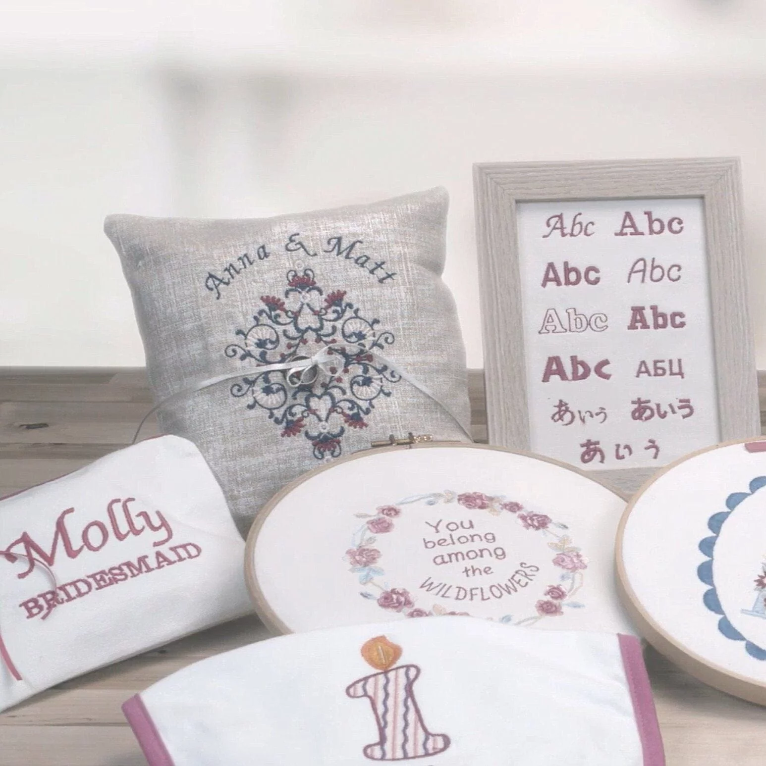 Brother SE2000 Embroidery & Sewing Machine w/ $1,470 Embroidery & Digitizing Bundle