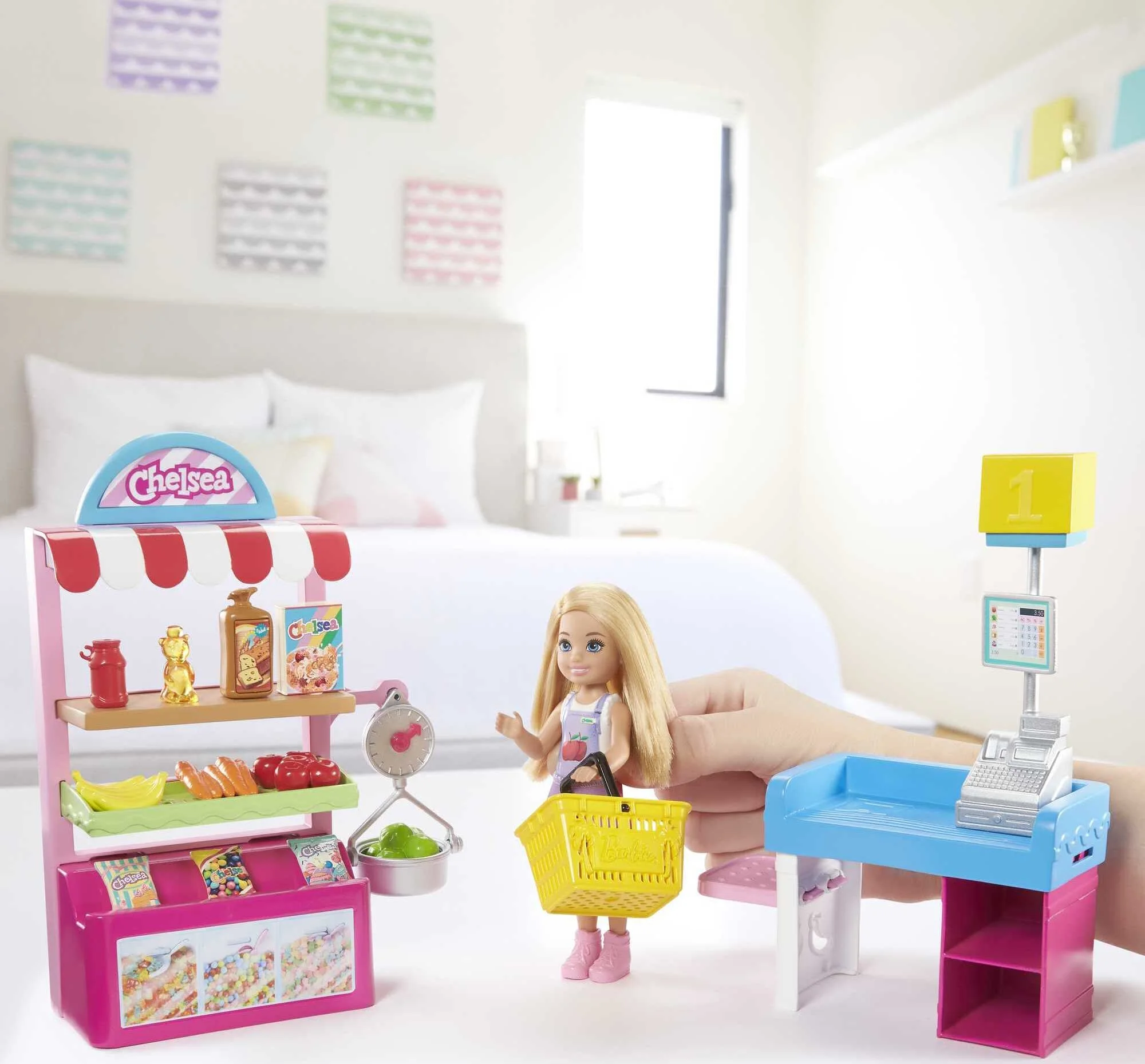 Barbie Chelsea Can Be Snack Stand Playset with Blonde Small Doll & 15+ Grocery-Themed Accessories