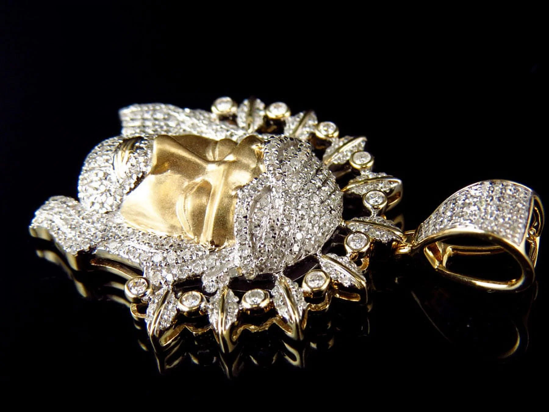 Men's XL Yellow Gold Jesus Face piece with Halo Diamond Pendant (2.50ct)