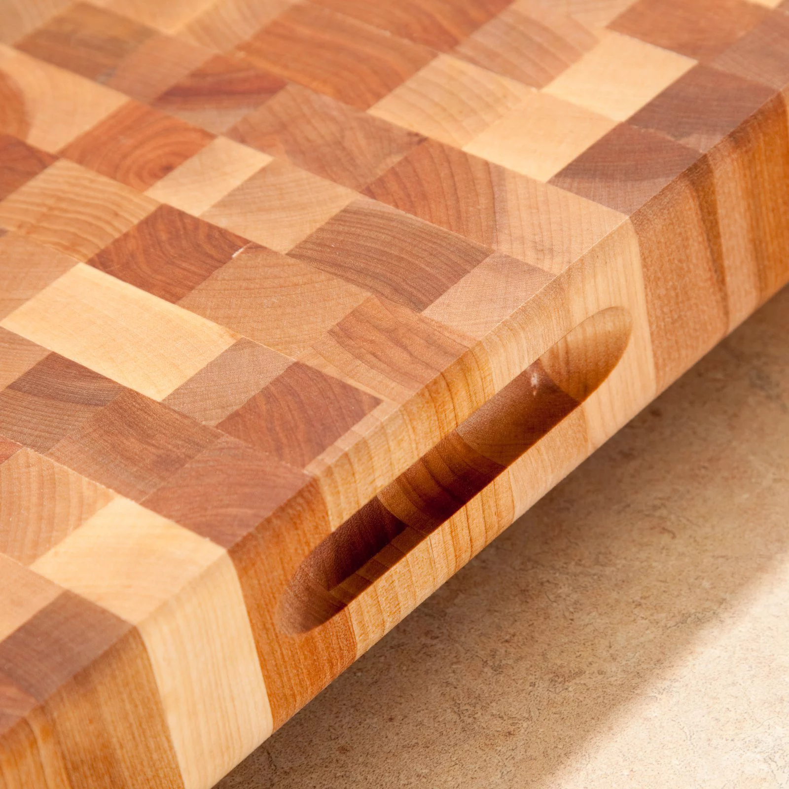 Catskill Craftsmen End Grain Cutting Board with Feet in Birch