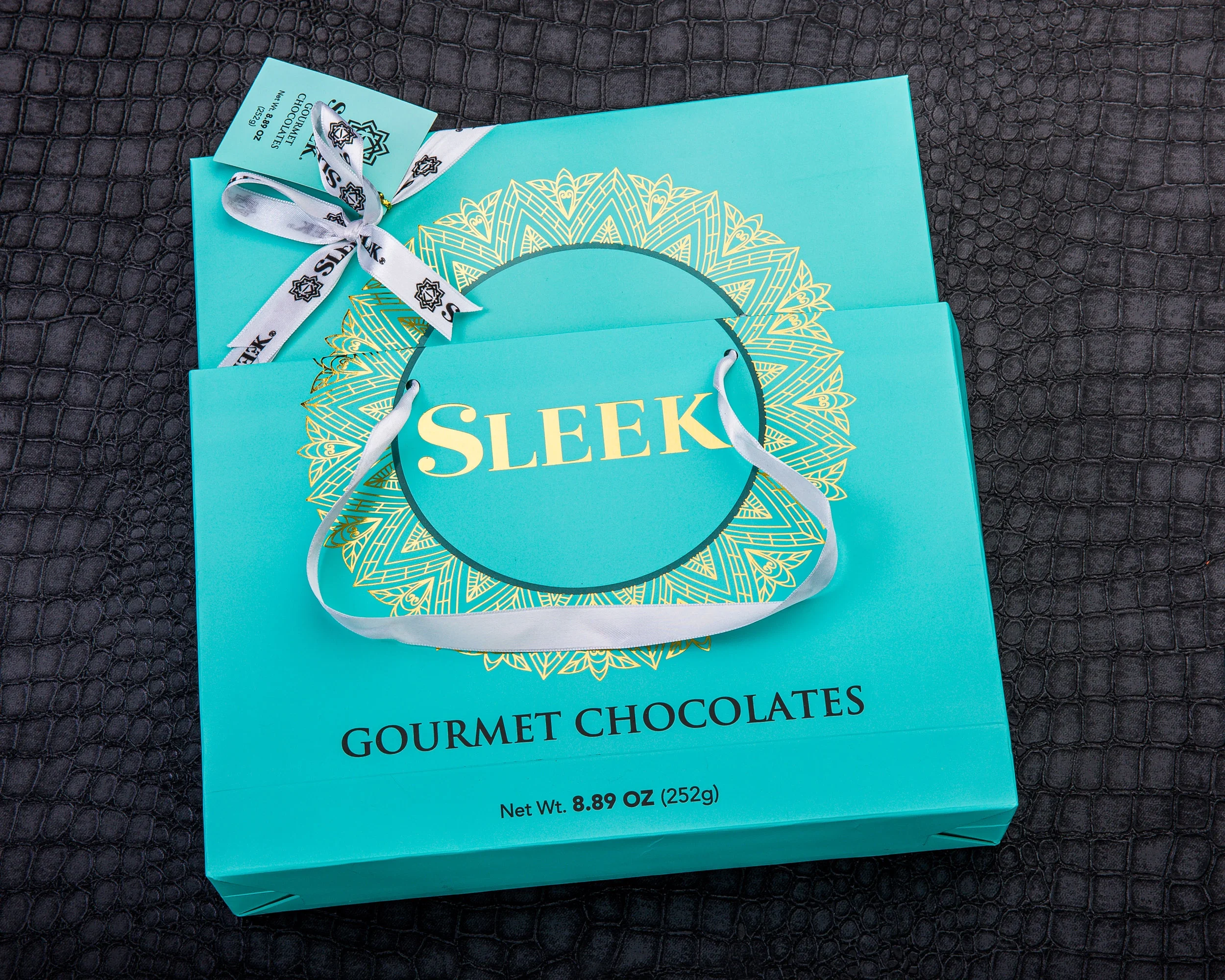 Sleek Assorted Dessert Truffle Tiffany Box, 252g