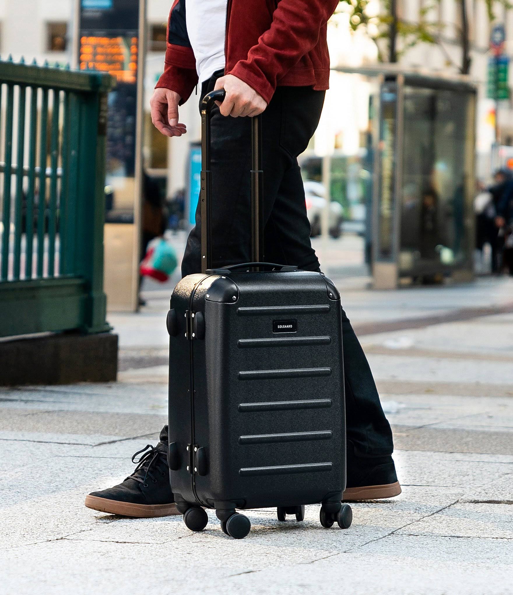 Solgaard Carry-On Closet 2.0 Spinner - Blue