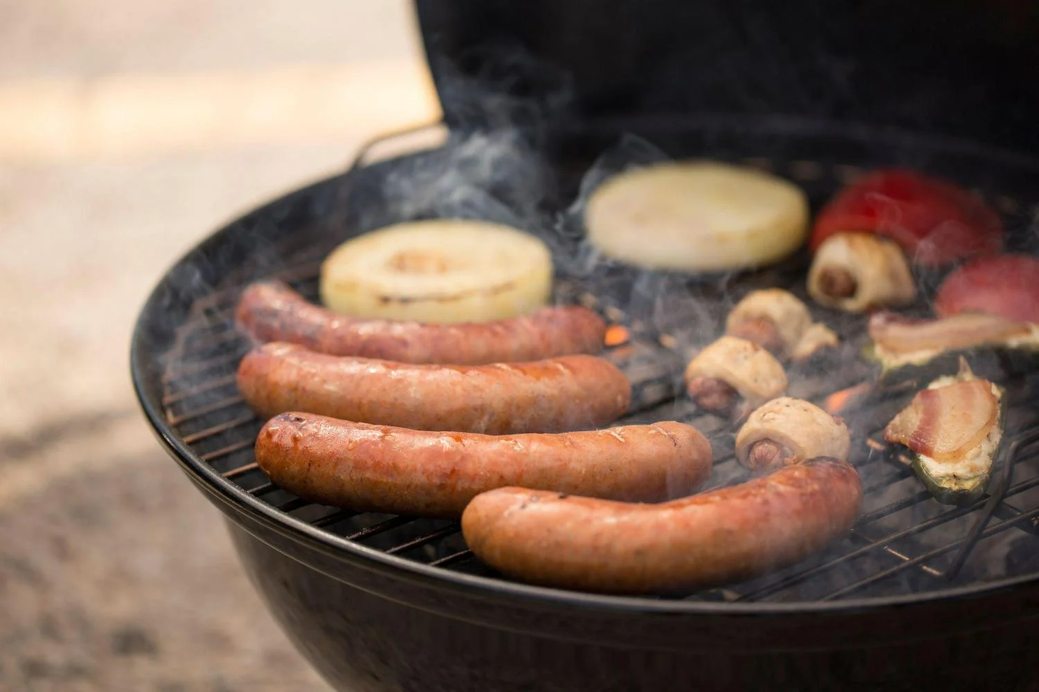 Weber 18 in. Jumbo Joe Charcoal Grill, Black