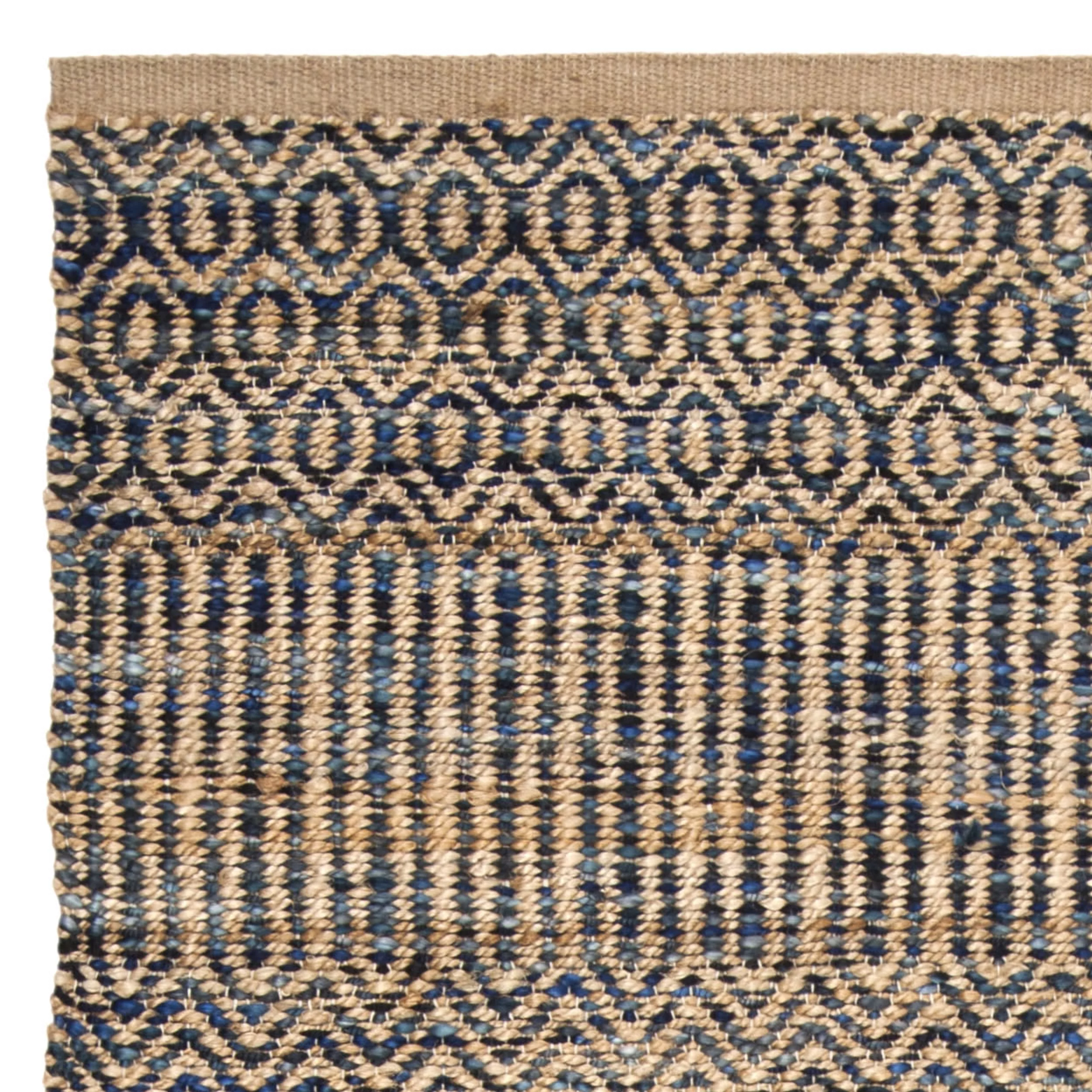 SAFAVIEH Cape Cod Susan Abstract Geometric Area Rug, 6' x 9', Navy/Natural