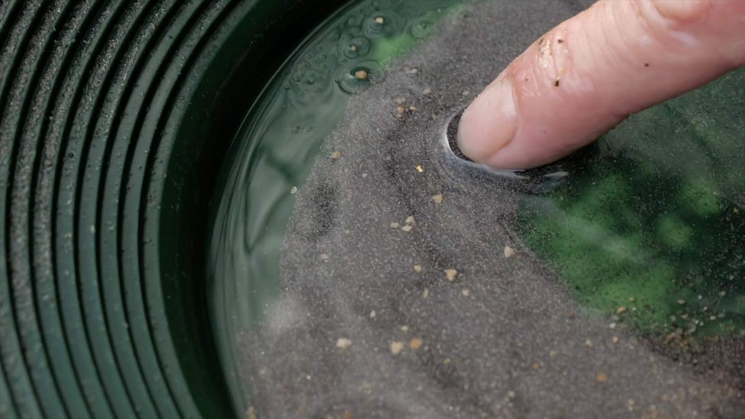 Sluice Fox Deluxe Gold Panning Kit | Classifiers| Pans | Tweezers | Vials