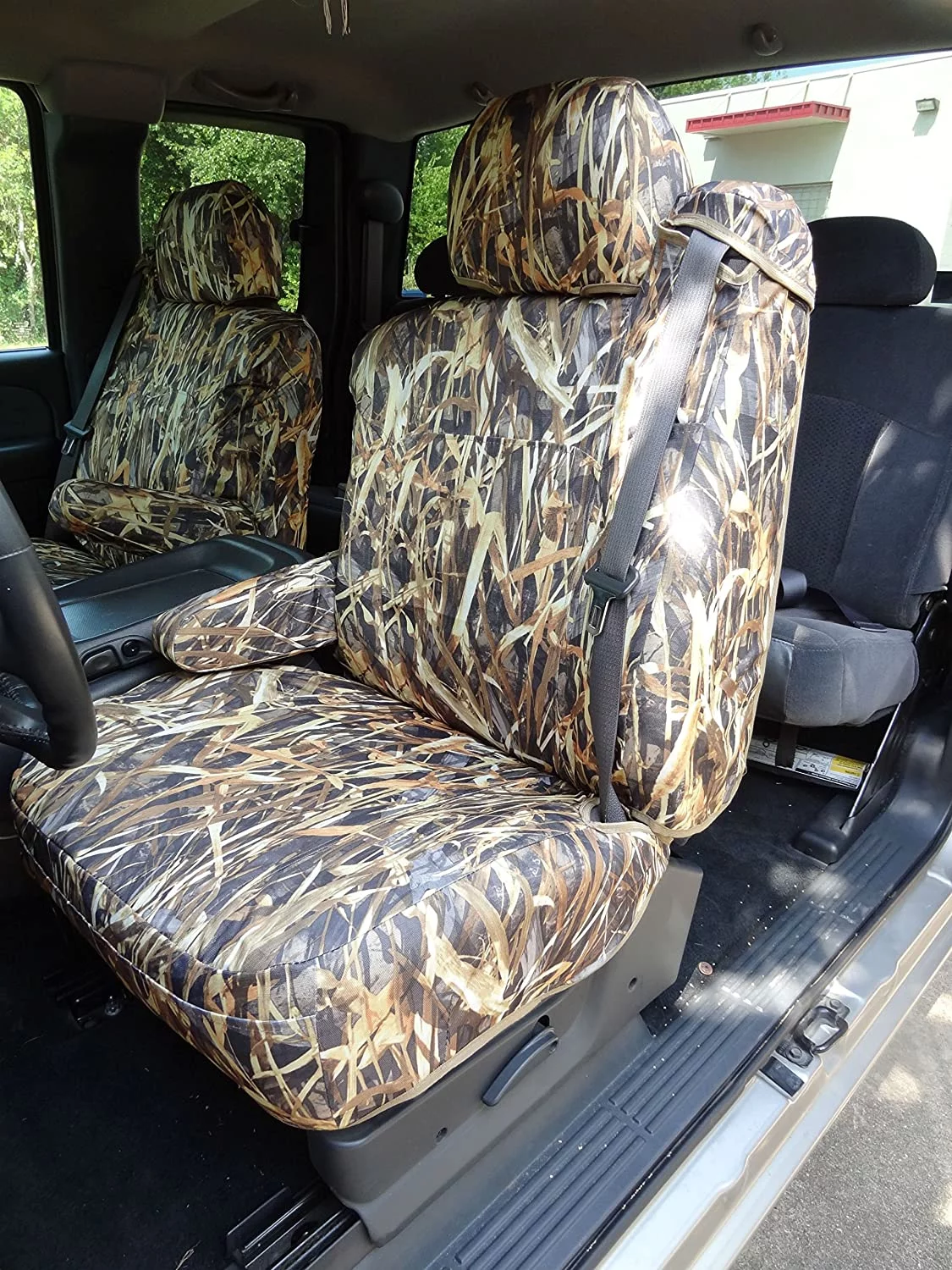 C991 1999-2002 Chevy Avalanche, Silverado, Suburban and Tahoe. GMC Sierra and Yukon Exact Seat Covers in SAC Camouflage Endura