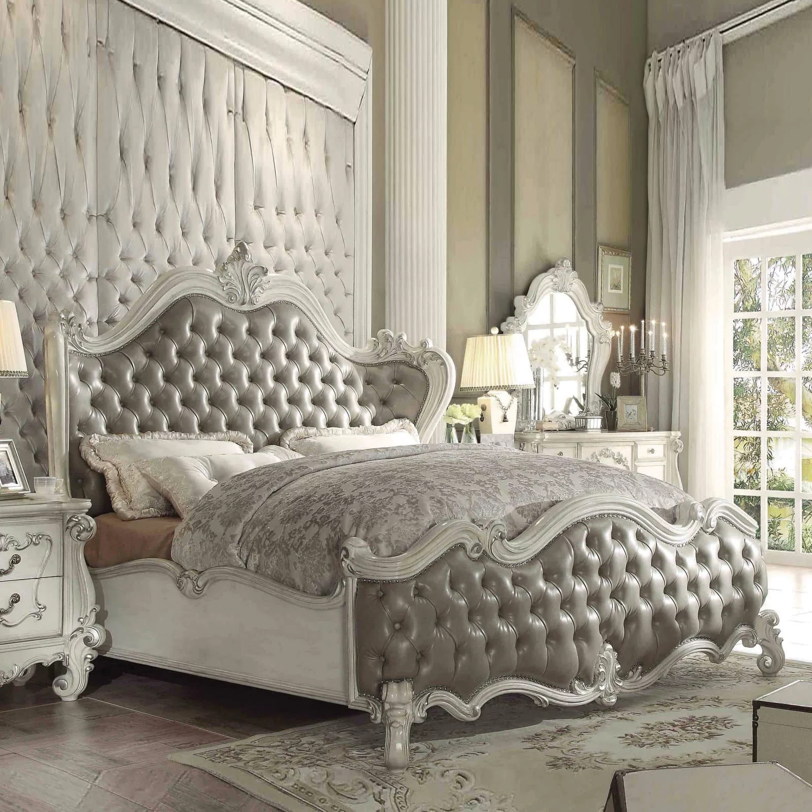 ACME Versailles Queen Bed, 2-Tone Dark Brown PU & Cherry Oak (1Set/3Ctn)-Color:2-Tone Dark Brown PU & Cherry Oak,Quantity:1,Style:Vintage/Traditional