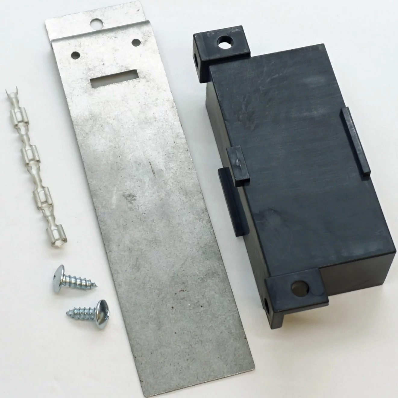 Gas Range Spark Module fits Whirlpool, Sears, AP2928397, PS338692, 3186576