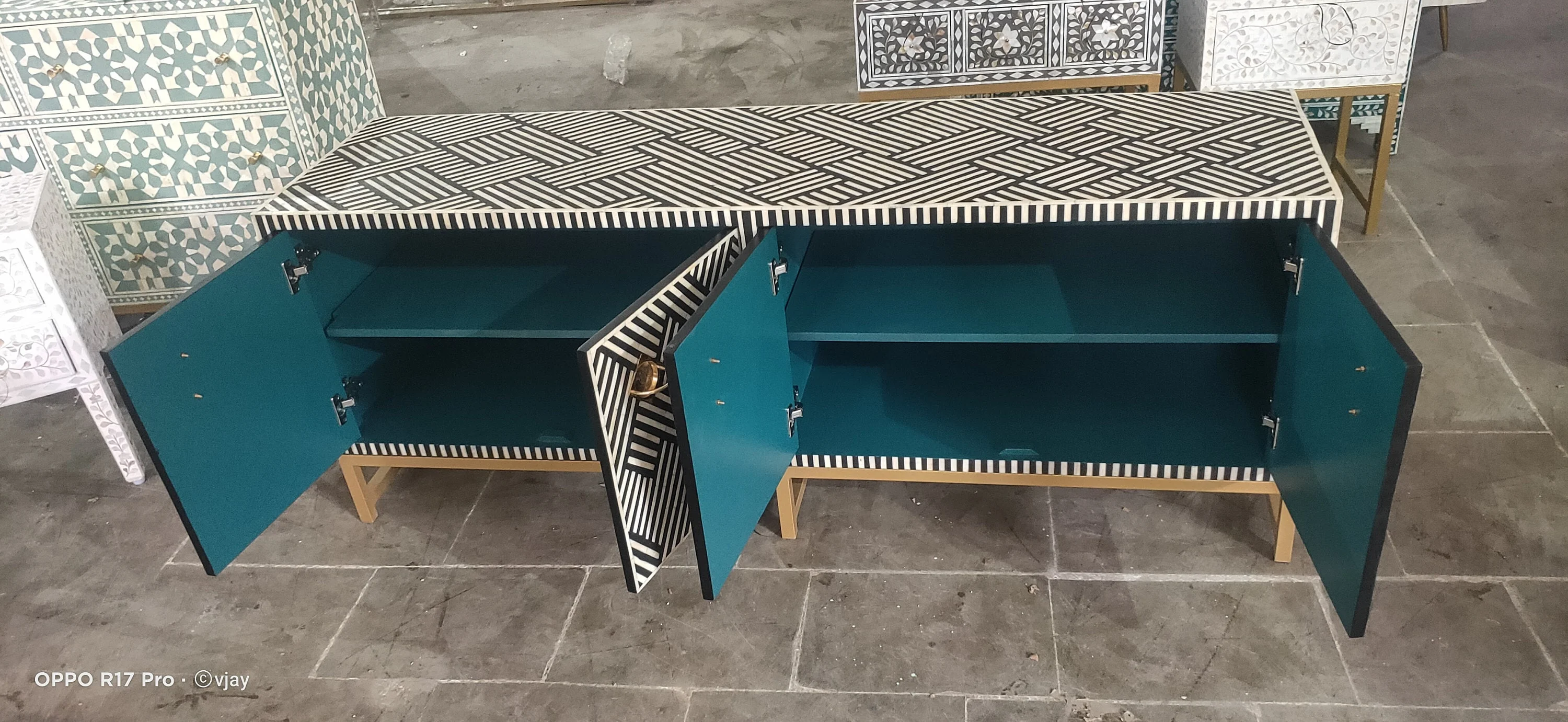 LAKECITY ARTS Bone Inlay Optical Design Media Cabinet in Black, Bone Inlay Optical Design Media Console, Bone Inlay Storage Unit