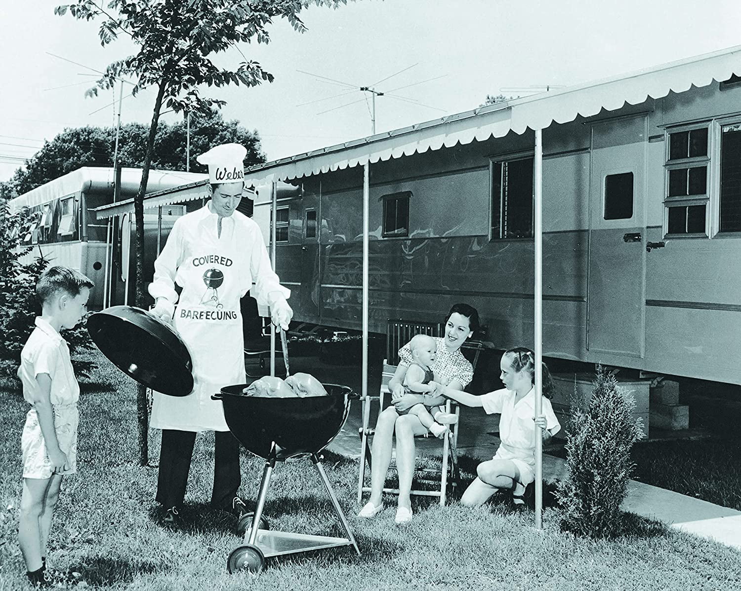 Weber 22 in. 70th Anniversary Kettle Charcoal Grill Hollywood Gray