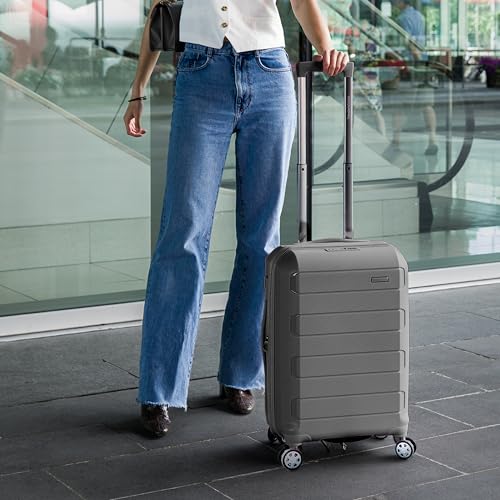 Traveler's Choice Pagosa Indestructible Hardshell Expandable Spinner Luggage, Black, 22