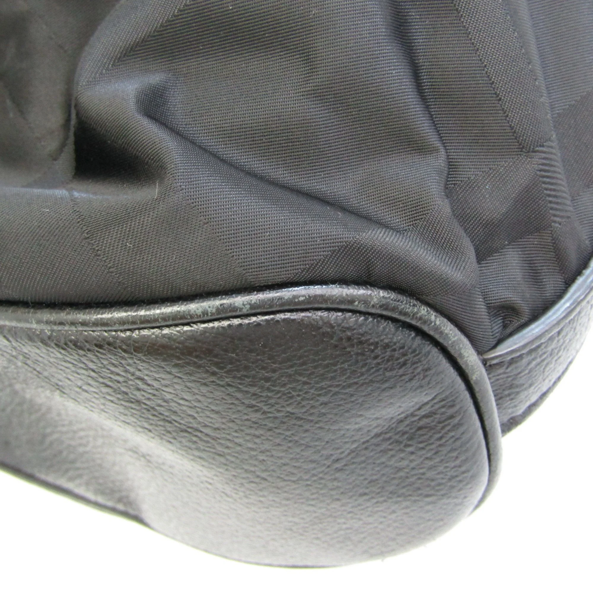 Pre-Owned Burberry Women's Leather,Nylon Handbag,Shoulder Bag Black (Good)