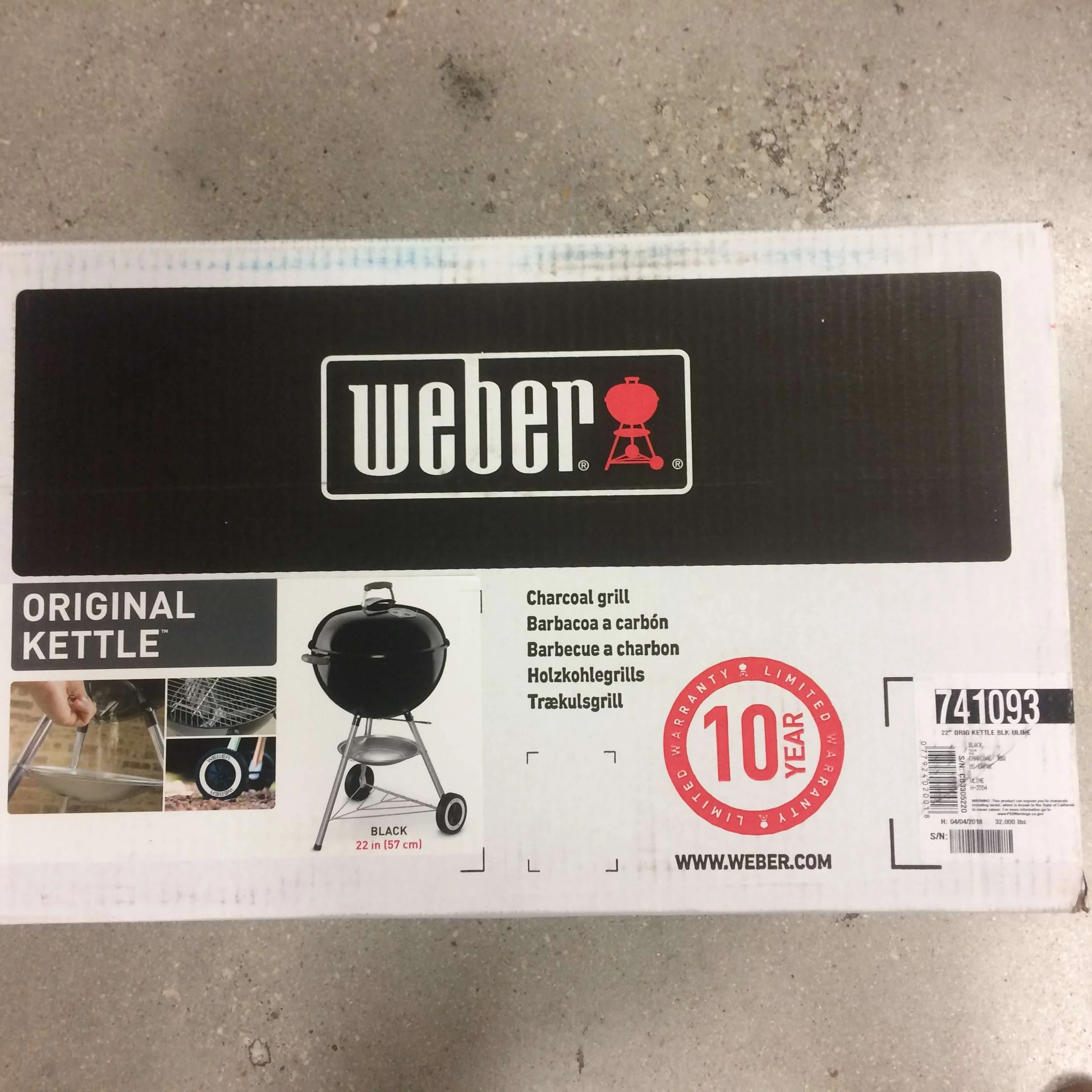 Weber Original Kettle Charcoal Grill 22