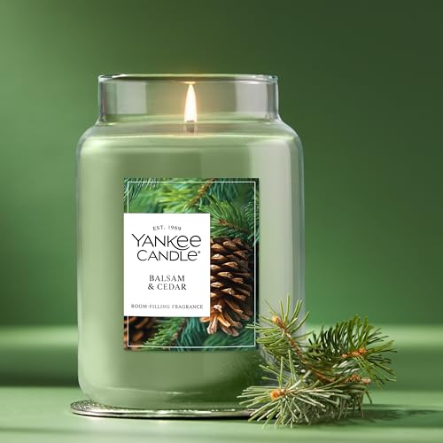 Yankee Candle Balsam & Cedar, Holiday Scented Candle, 22oz Large Jar with up to 150 Hour Burn Time, Giftable