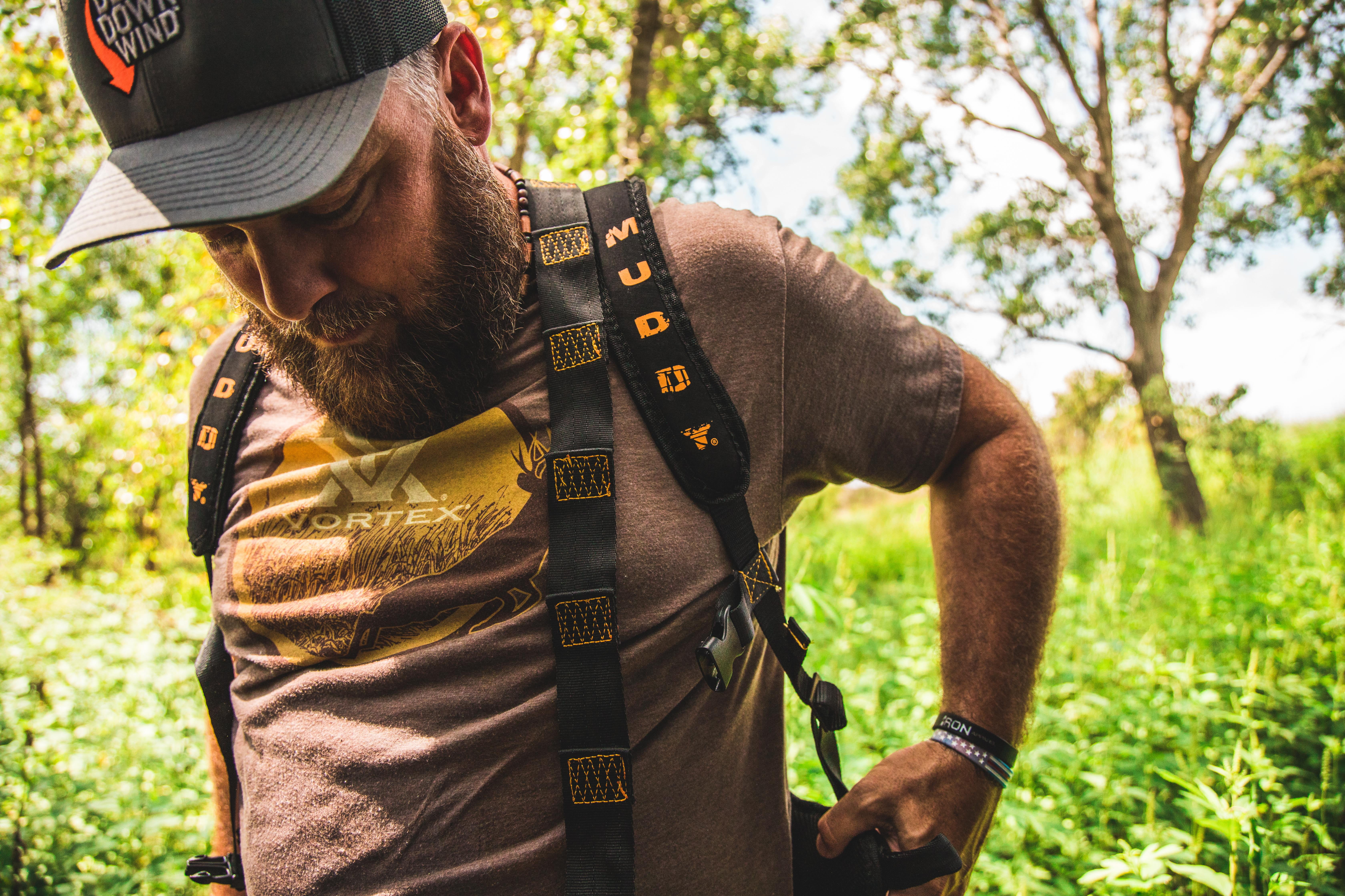 Muddy Magnum Elite Safety Treestand Harness with Standard Quick-Release Black