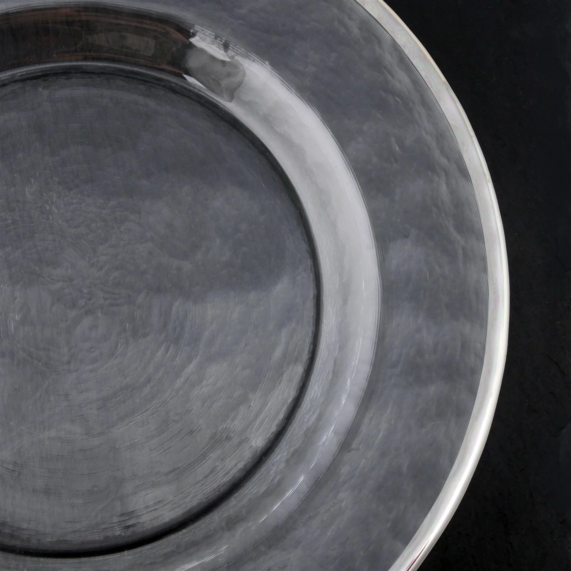 Split P Metallic Rim Glass Platter | Silver