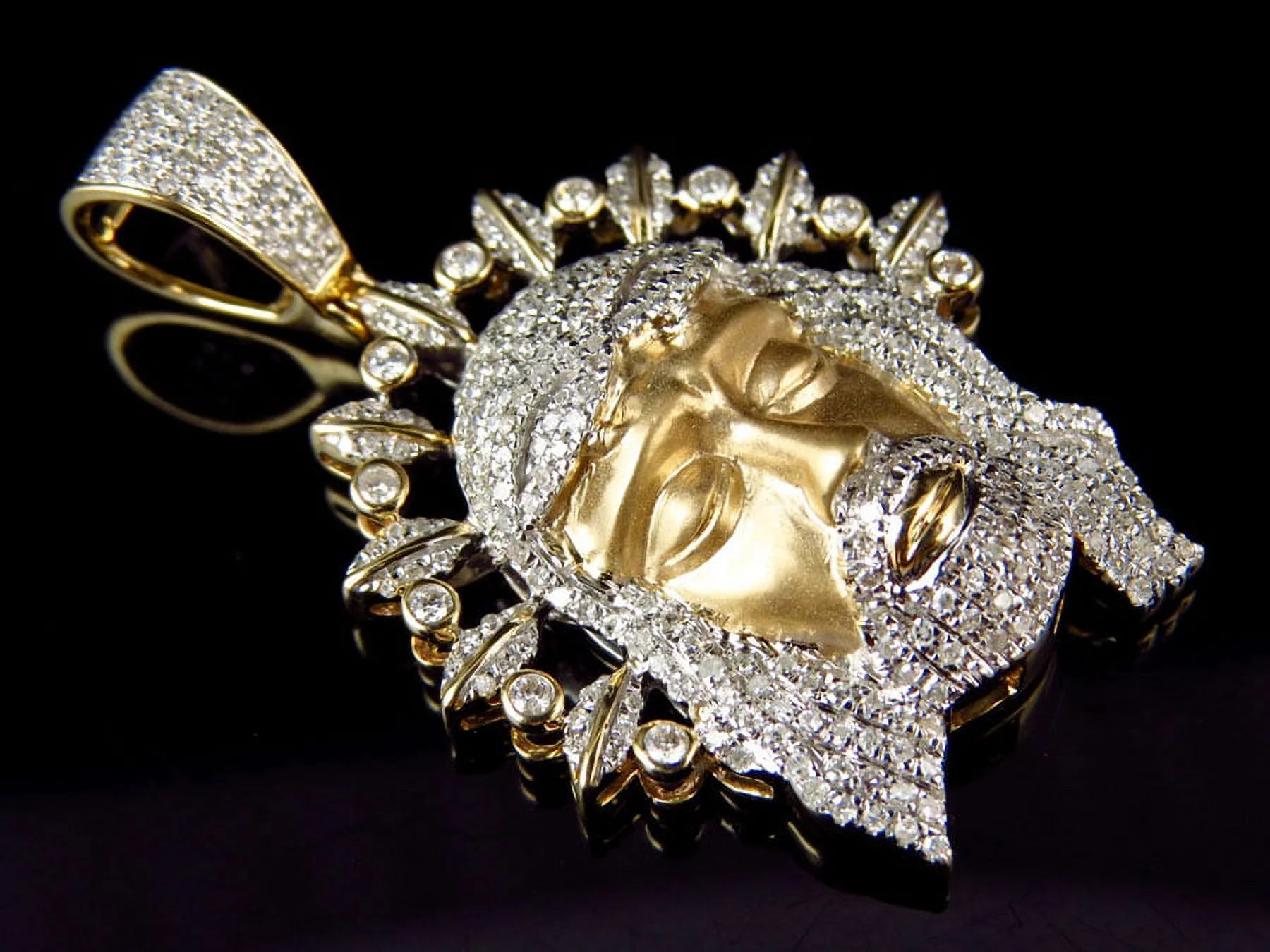 Men's XL Yellow Gold Jesus Face piece with Halo Diamond Pendant (2.50ct)