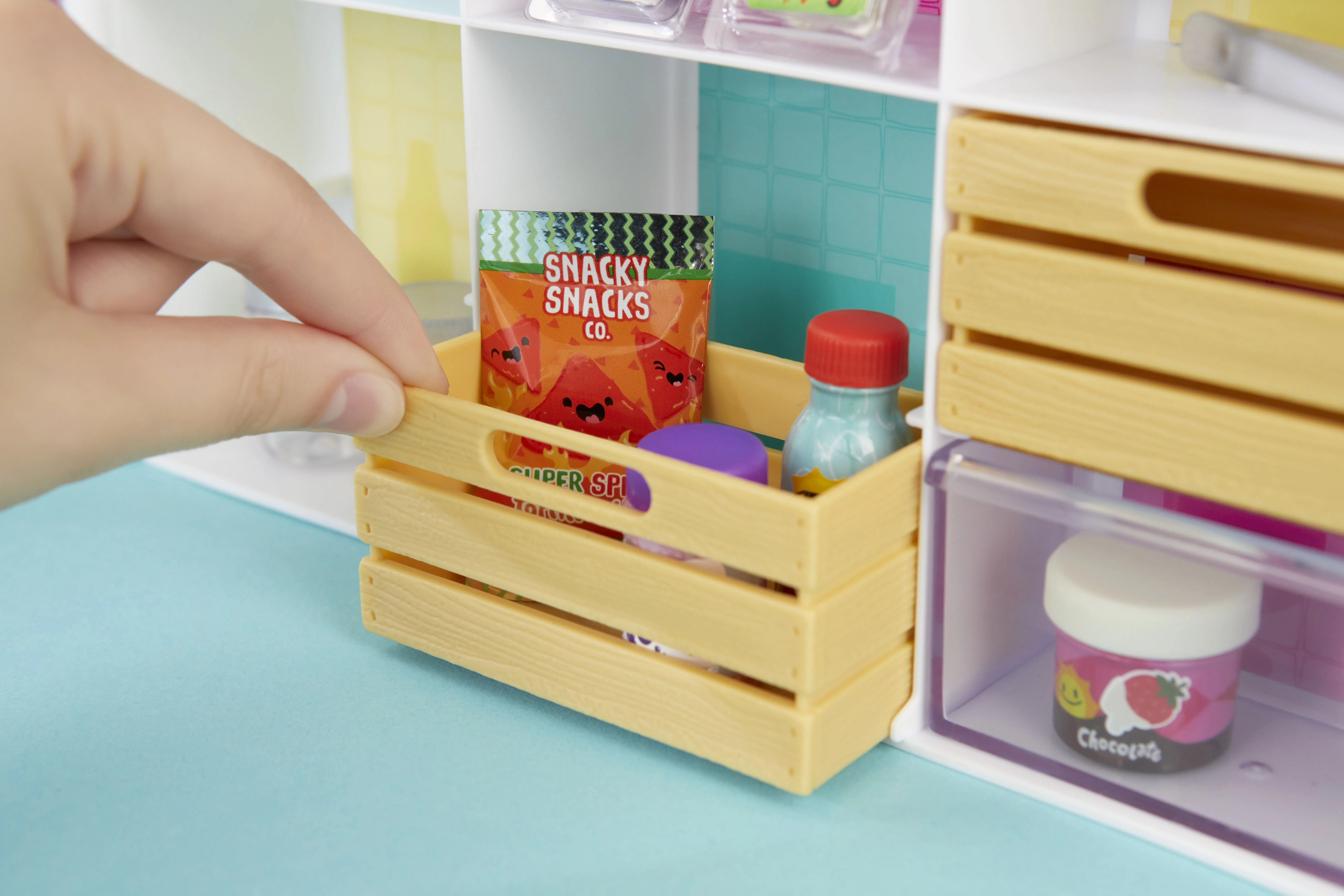 MGA's Miniverse Make It All You Can Eat - MGA's Miniverse, Collectibles, DIY, Resin Play, Replica Food, Not Edible, 8+