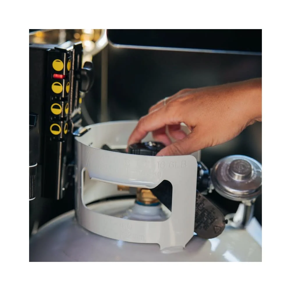 Genesis E-435, Black, Liquid Propane