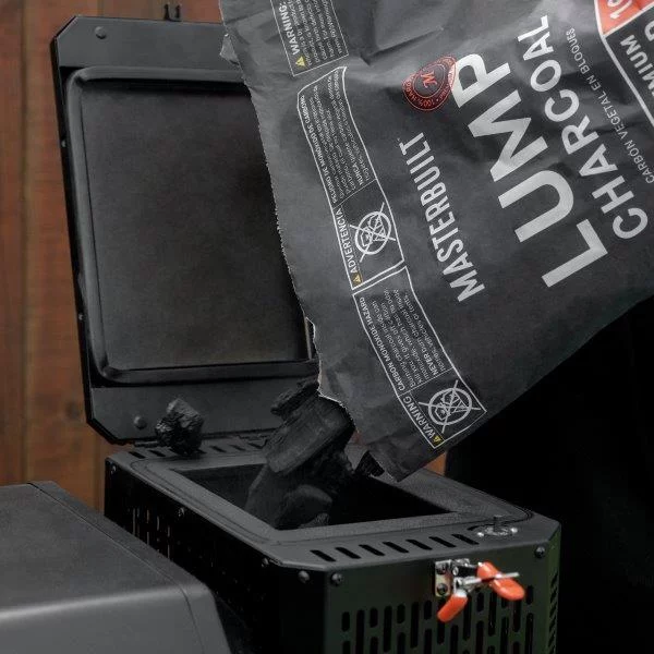 Masterbuilt Lump Charcoal (16 Pounds)