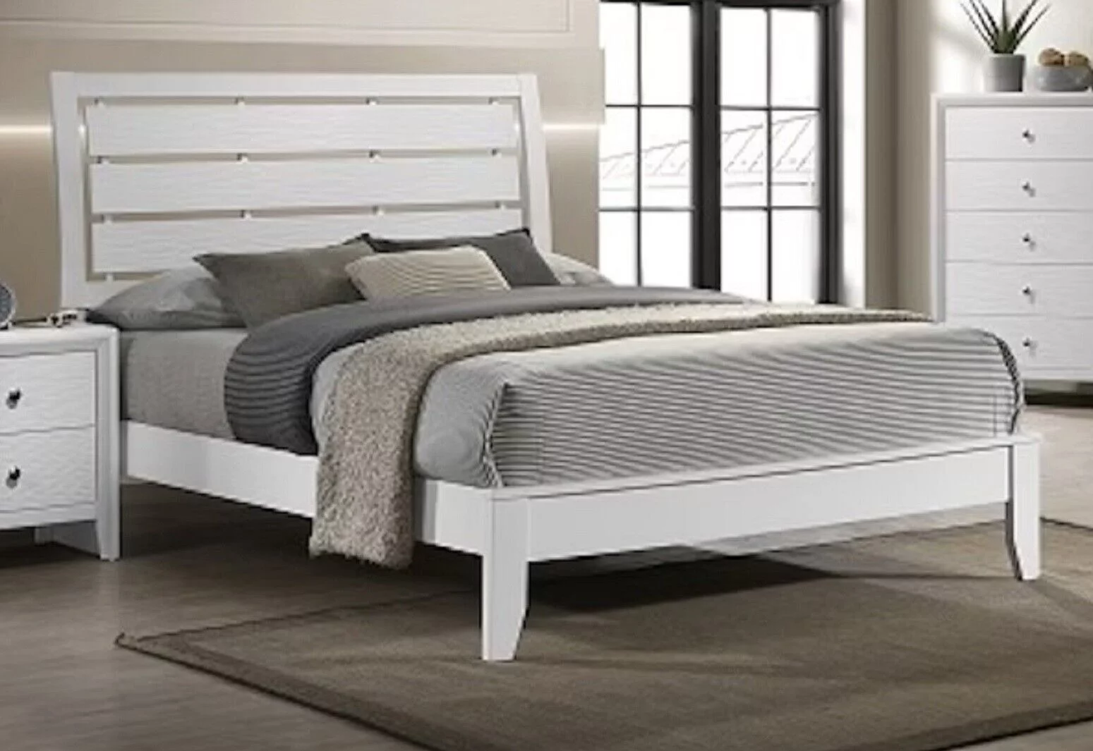 5pc Beautiful White Finish Queen Size Panel Bed Set Wooden Master Bedroom Furniture