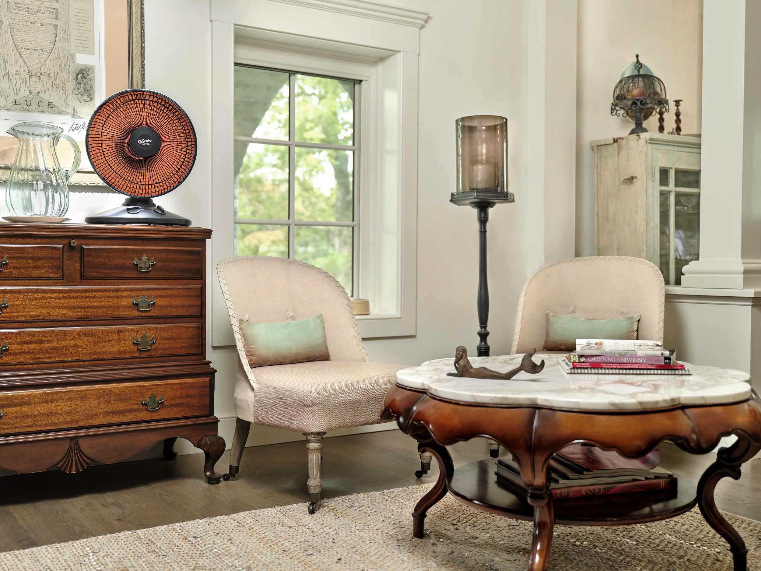 Comfort Zone 700/1,000-Watt Oscillating Parabolic Radiant Dish Heater with 7-degree Oscillation, Adjustable Tilt, Tip-Over Switch and Overheat Protection Sensor