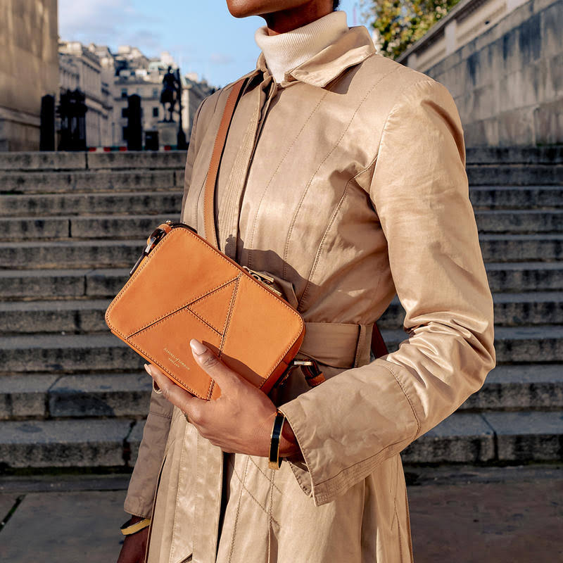 Aspinal of London | Camera A Bag Smooth Tan | Brown