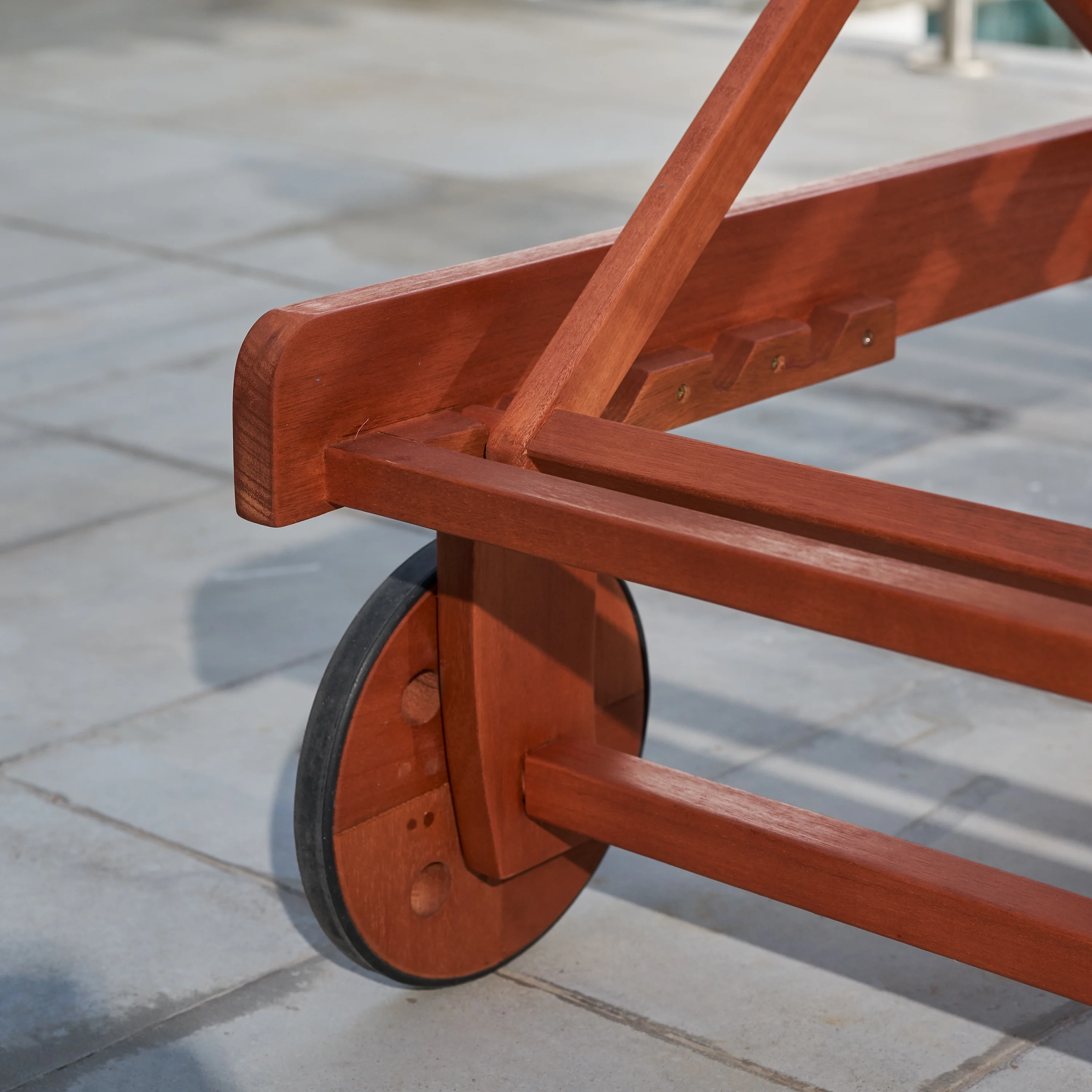 Folding Sunbathing Chaise Lounge - 75.0 - Relax in style with our outdoor oasis essential!