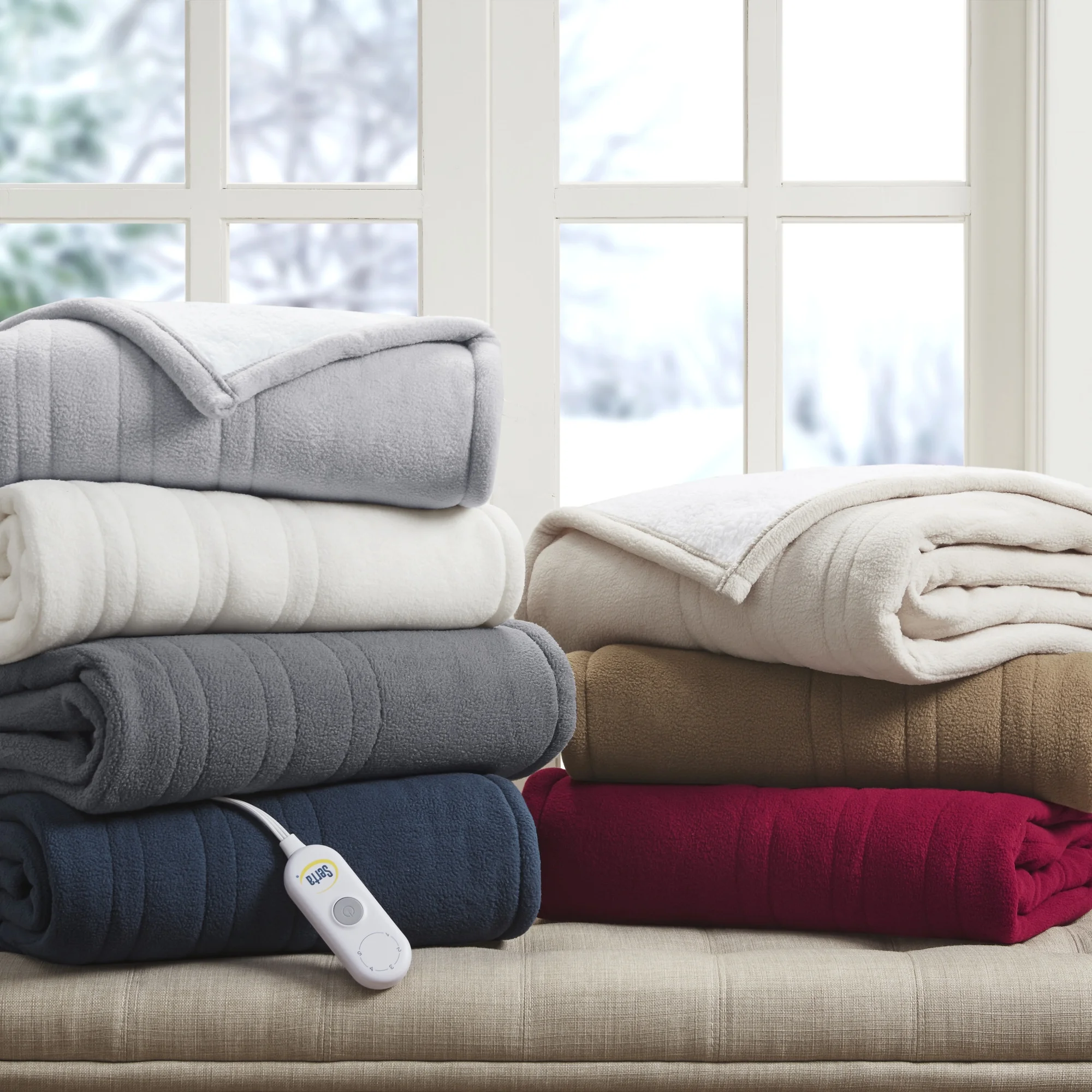 Serta Freya AZ Fleece to Sherpa 1-Piece Berry Red Reversible Fast Heating Throw, 50x60