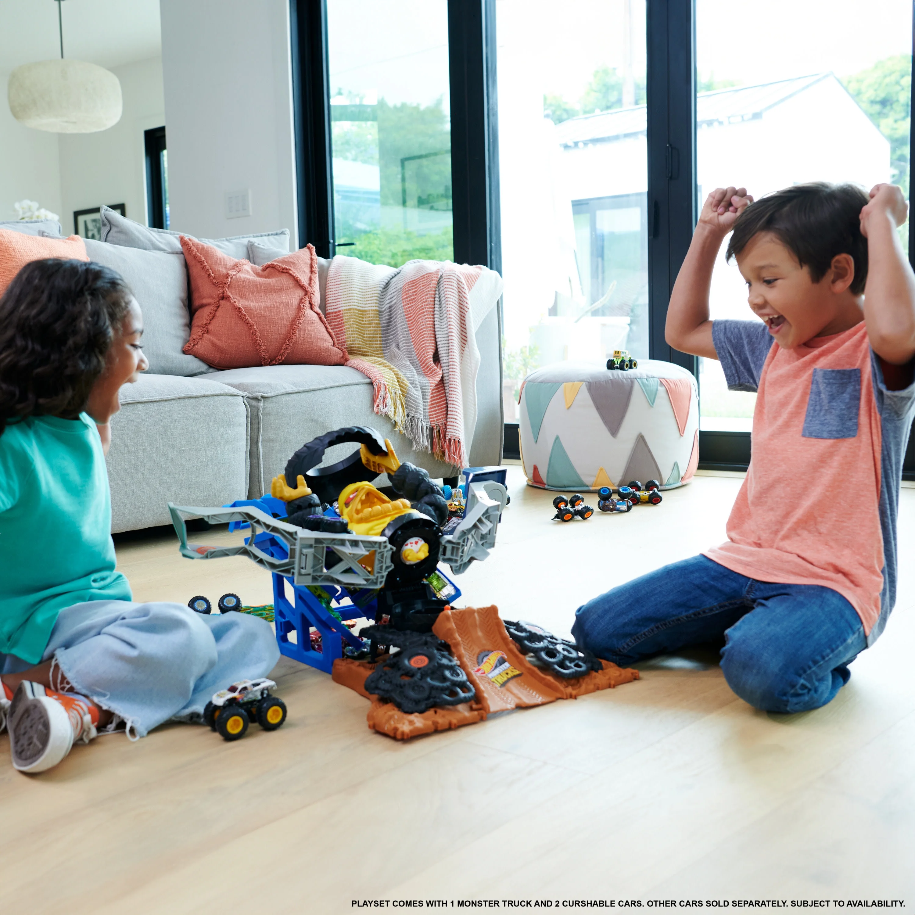 Hot Wheels Monster Trucks Arena Smashers Mega-Wrex vs. Crushzilla Takedown Playset