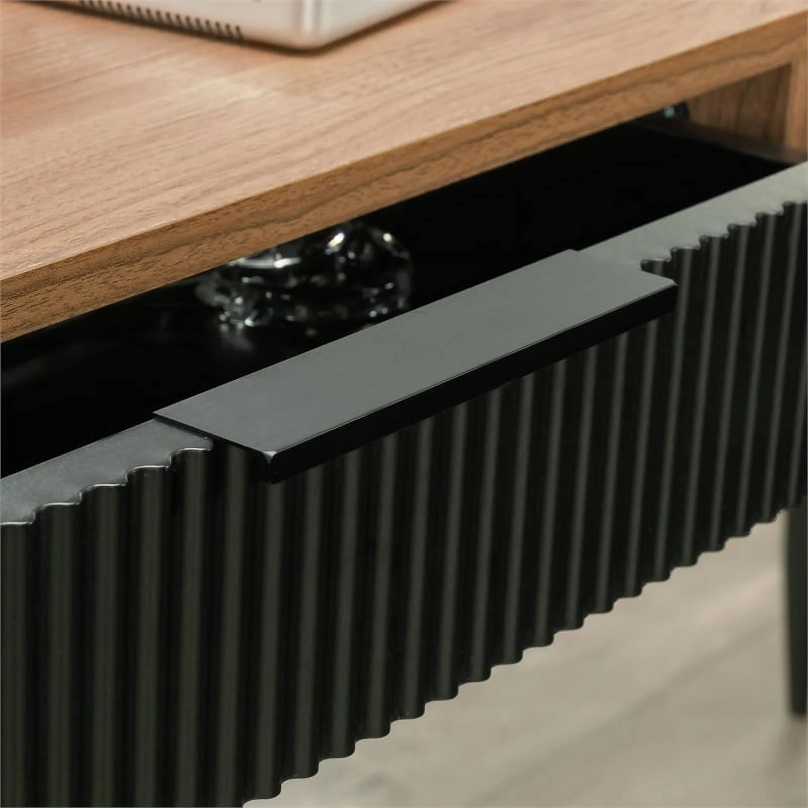 UrbanPro Modern Engineered Wood / Metal L-Desk in Serene Walnut